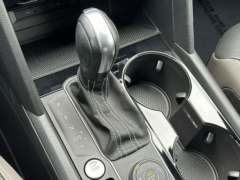 Used 2023 Volkswagen Atlas SEL Premium image 22