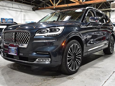 Used 2022 Lincoln Aviator Black Label image 6