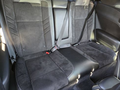 Used 2015 Dodge Challenger SRT Hellcat image 14