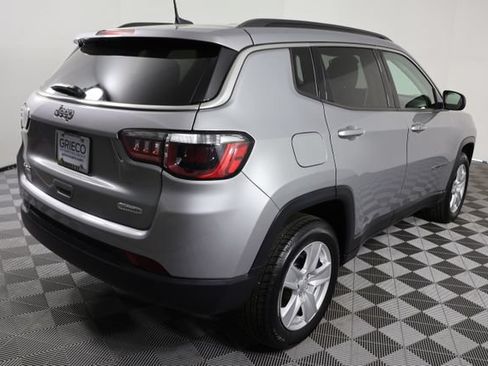 Used 2022 Jeep Compass Latitude w/ Convenience Group AWD/4WD image 8