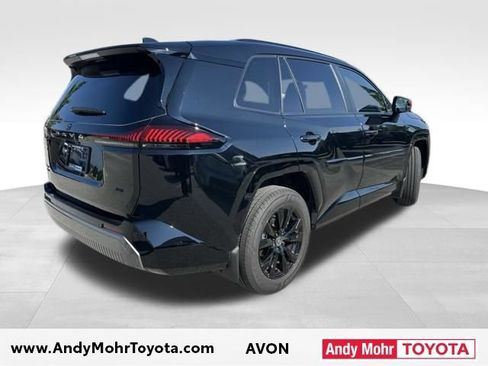 Used 2026 Toyota RAV4 SE AWD/4WD image 8