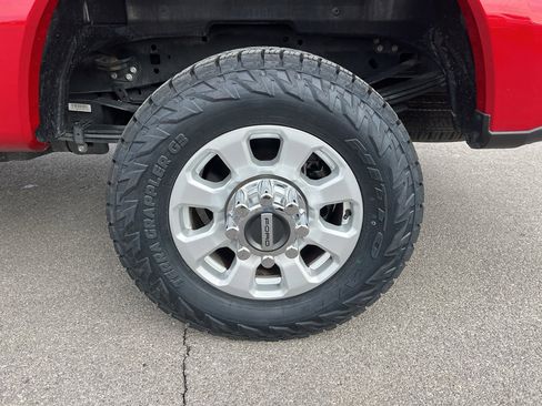 Used 2024 Ford F350 XLT image 17