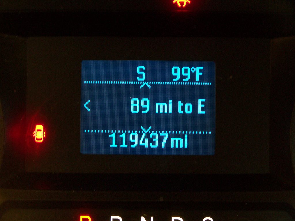 Used 2014 Ford Fusion S FWD image 9