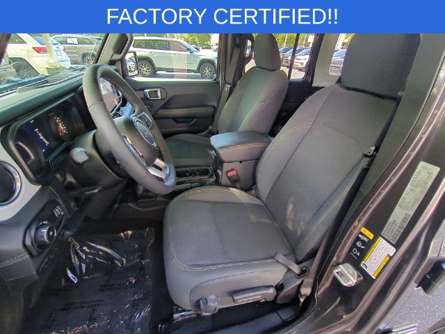 Certified 2026 Jeep Wrangler Unlimited Sahara AWD/4WD image 14