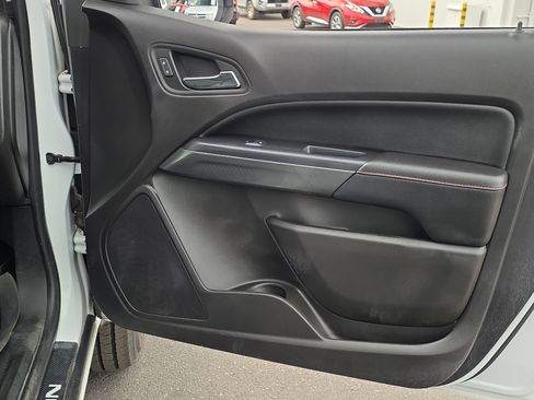 Used 2018 GMC Canyon All Terrain w/ Trailering Package image 30