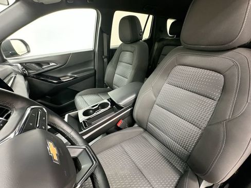 Used 2025 Chevrolet Equinox LT FWD image 14