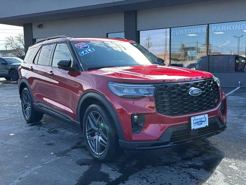 New 2026 Ford Explorer ST w/ Sun And Sound Package image 2
