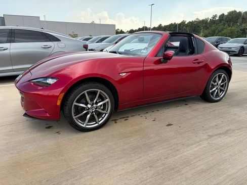 Used 2022 MAZDA MX-5 Miata RF Grand Touring RWD image 2