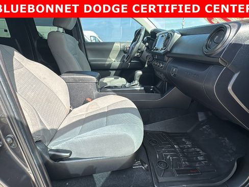 Used 2020 Toyota Tacoma SR image 23