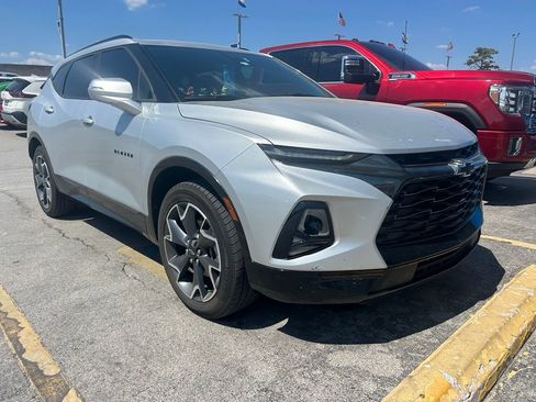 Used 2019 Chevrolet Blazer RS FWD image 2