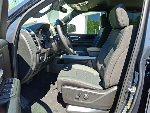 New 2026 RAM 1500 Big Horn AWD/4WD image 9