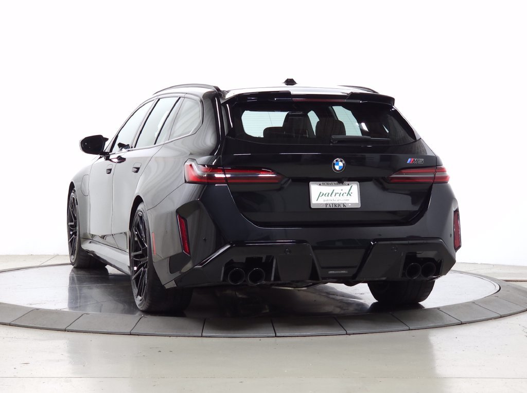 Used 2026 BMW M5 Touring AWD/4WD image 6