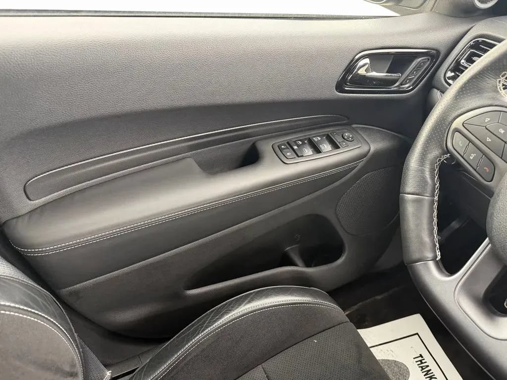 Used 2022 Dodge Durango SRT w/ Technology Group AWD/4WD image 12