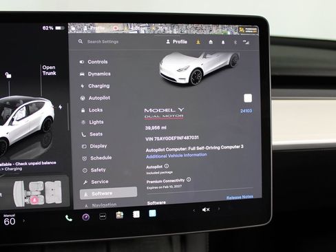 Used 2022 Tesla Model Y Performance AWD/4WD image 16