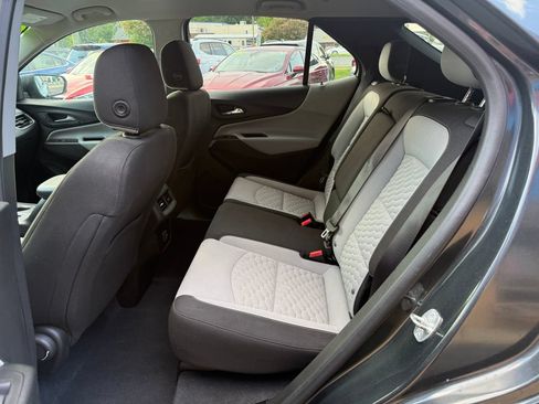 Used 2020 Chevrolet Equinox LS FWD image 14