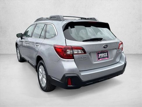 Used 2019 Subaru Outback 2.5i AWD/4WD image 5