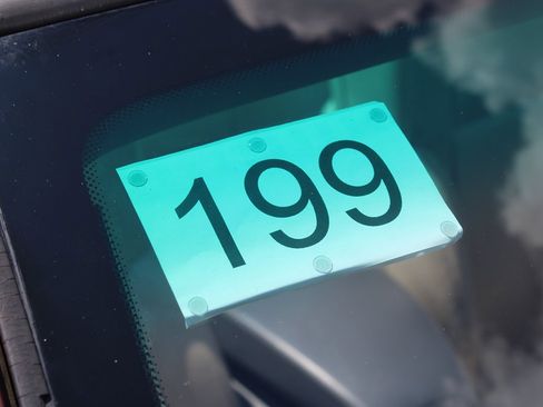 Used 2005 BMW 645Ci Convertible image 18