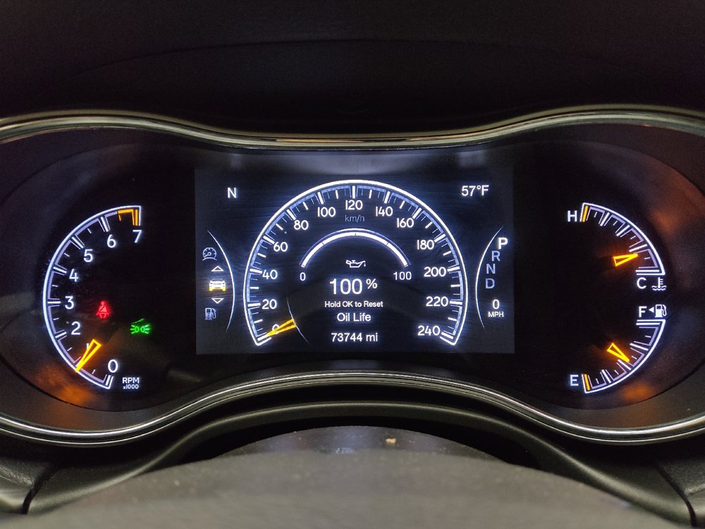 Used 2021 Jeep Grand Cherokee Laredo RWD image 23