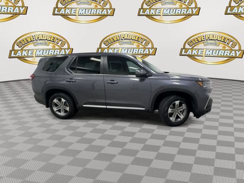 Used 2025 Honda Pilot EX-L image 4