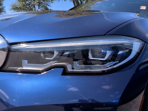 Used 2020 BMW 330i Sedan w/ Convenience Package image 3