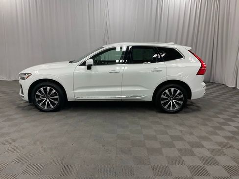 Used 2023 Volvo XC60 B5 Plus image 10