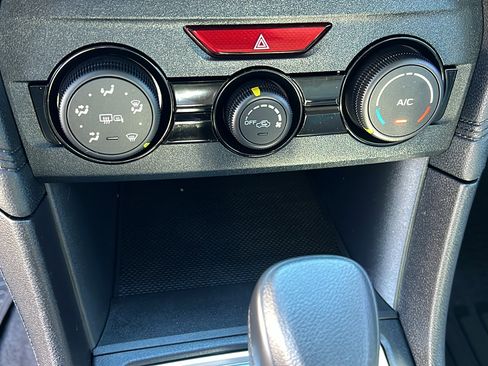 Used 2023 Subaru Impreza Premium w/ Popular Package #3 image 20