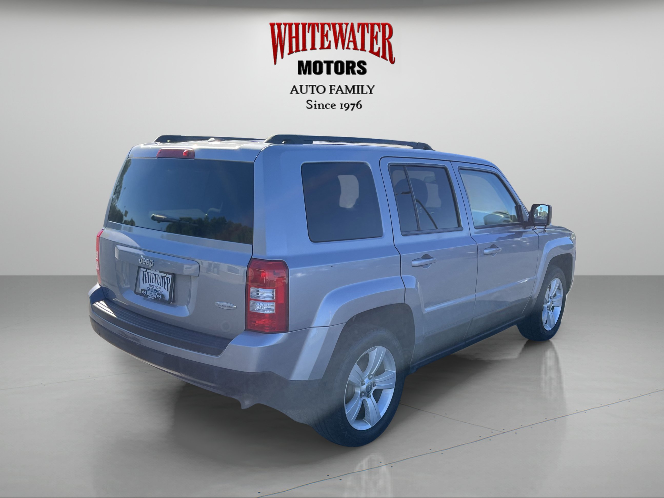 Used 2016 Jeep Patriot Latitude FWD image 5