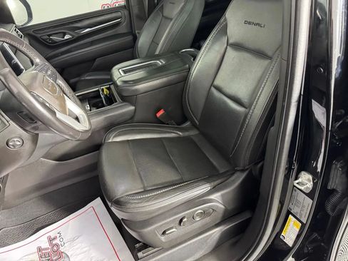 Used 2021 GMC Yukon XL Denali w/ Advanced Technology Package AWD/4WD image 36
