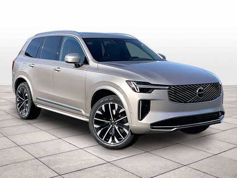New 2026 Volvo XC90 T8 Plus w/ Protection Package Premier image 2