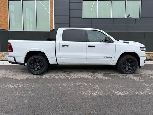 Used 2025 RAM 1500 Big Horn AWD/4WD image 2
