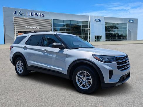 New 2026 Ford Explorer Active RWD image 1