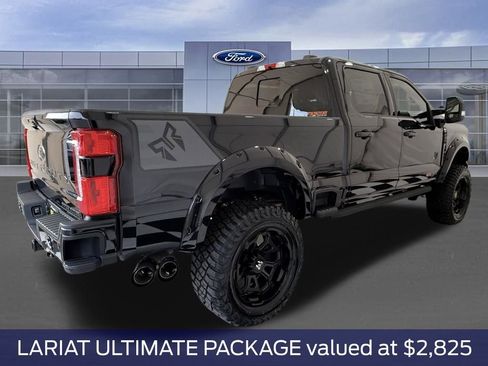 New 2026 Ford F250 Lariat w/ Black Appearance Package image 5