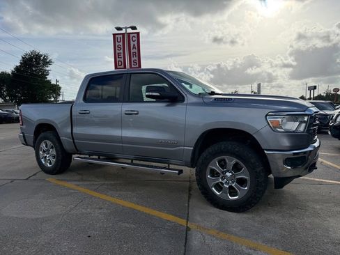 Used 2022 RAM 1500 Big Horn AWD/4WD image 3