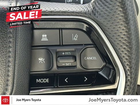 Used 2024 Toyota Sequoia Capstone image 12