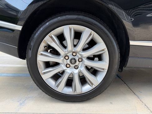 Used 2015 Land Rover Range Rover Supercharged AWD/4WD image 12