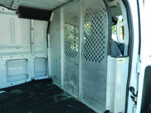 Used 2016 Ford Transit 250 130 Low Roof w/ Exterior Upgrade Package image 13