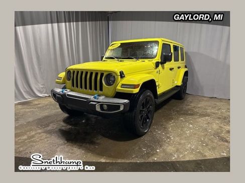 Used 2023 Jeep Wrangler Unlimited Sahara w/ Cold Weather Group image 1