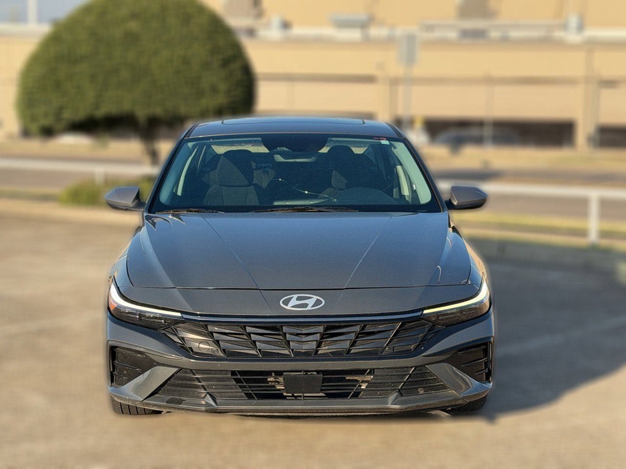 Used 2025 Hyundai Elantra SEL FWD image 3