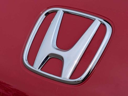 Certified 2025 Honda HR-V Sport image 14