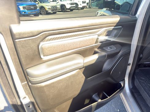 Used 2025 RAM 1500 Big Horn AWD/4WD image 16