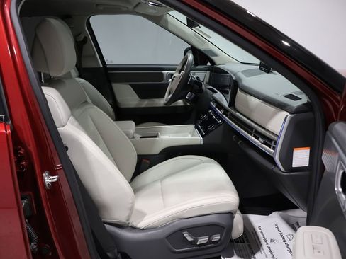 Used 2024 Hyundai Santa Fe Calligraphy image 23