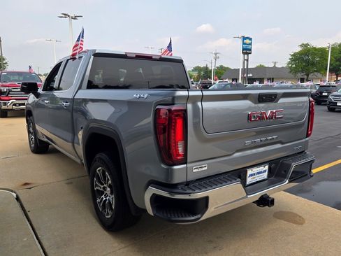 Used 2025 GMC Sierra 1500 SLT AWD/4WD image 16