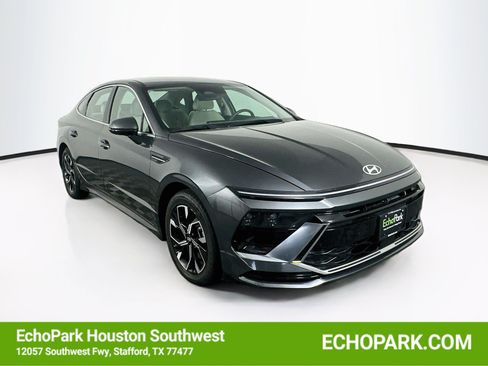Used 2025 Hyundai Sonata SEL FWD image 1
