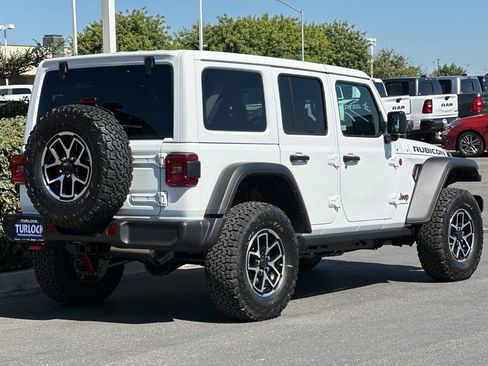 New 2025 Jeep Wrangler Rubicon image 4
