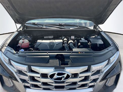Used 2022 Hyundai Santa Cruz SEL Premium AWD/4WD image 34