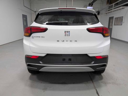 Used 2024 Buick Encore GX Preferred image 9