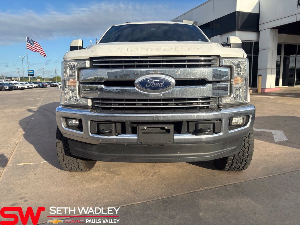 Used 2018 Ford F250 Lariat w/ Lariat Ultimate Package AWD/4WD image 2