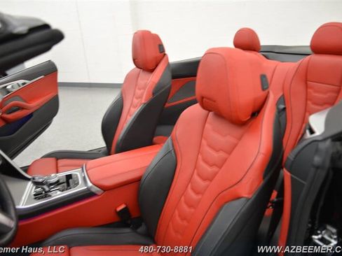 Used 2022 BMW 840i Convertible image 18