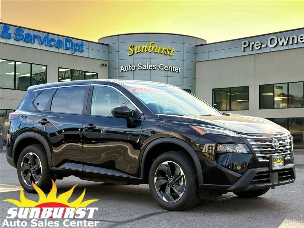 Used 2024 Nissan Rogue SV AWD/4WD image 1