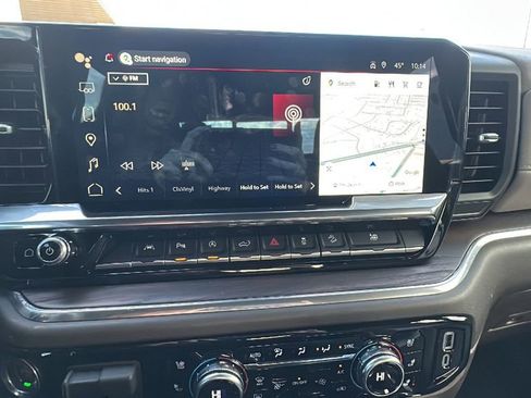 Used 2023 GMC Sierra 1500 SLT w/ SLT Premium Plus Package image 18